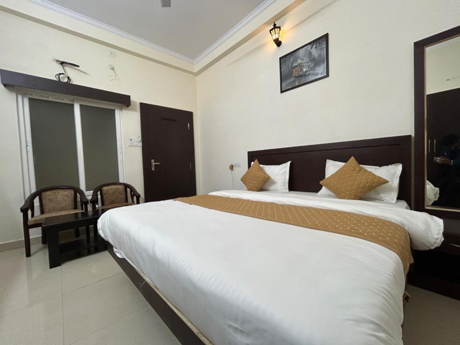 Nath Palace Varanasi Eksteriør billede