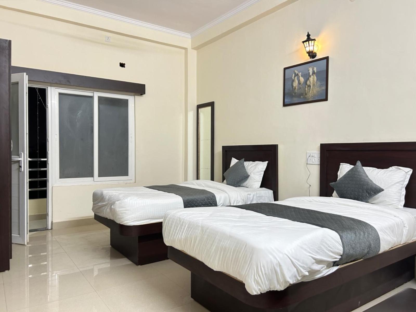 Nath Palace Varanasi Eksteriør billede